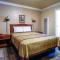 Charm Motel & Suites