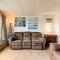 1 Ocean Fun Emerald Isle Apt, Steps to Beaches! - Эмералд-Айл