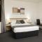 Adelaide Riviera Hotel - Adelaide