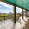 Stylish 4BR Crystal Beach Retreat Walk to Beach