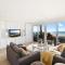 Collaroy Beachfront Hideaway - Parking and views - Collaroy