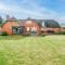 The Paddock - Luxury 5 Bed with Swimming Pool! - Ombersley