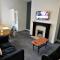 Westbourne - Spacious 4 bed flat with free parking