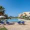 Calmaliving Seaside apartments with pool