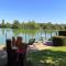Chalet moderne au bord d'un lac - Saint-Sauveur-lès-Bray