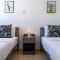 Chloris 3- Bedroom Apartment W/Pool in Larnaca