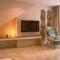 Azar Luxury Suites