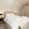 Pass the Keys Brand New Flat with Garden in Central Reading - Reading