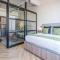 Spacious one bed city apartment Spacious one bed city apartment