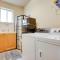 Gold Beach Retreat Private Hot Tub and Ocean Views!