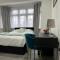 Inviting 2-Bed Apartment in Ilford