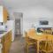Seabreeze Aboiteau Cottage - beach access