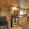 Diamond Lake Waterfront Cabin with Deck and Dock! - Tustin