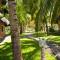 Baharini beach cottage