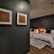 Urban Collective Boutique Hotel - Edwardsville