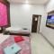 Hotel Bobby house 450m from beach & 1 km from temple