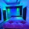 Hotel Bobby house 450m from beach & 1 km from temple