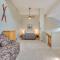 Lincoln Condo with Resort Amenities and Mountain Views - Lincoln
