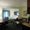 Holiday Inn Express & Suites Pembroke Pines-Sheridan St, an IHG Hotel