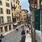 Verona Luxury Flats , Piazza Erbe with balcony on main square