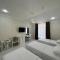 Ideal Hotel