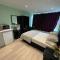 Letzi Private En-Suite, Near Heathrow Airport T3 - Hayes