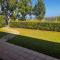 Elegant and spacious garden apartment with beautiful views - Ojén