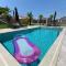 Villa Liana , private Villa with pool and garden - Vergia