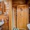 CABIN in a GATED RESORT with SEASONAL RESORT POOL - Pigeon Forge