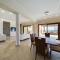 Fabulous beach front house with pool - Lárnaca