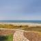 Fabulous beach front house with pool - Lárnaca