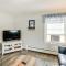 Chic and Central Apartment about 6 Mi to Sebec Lake!