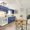 Chic and Central Apartment about 6 Mi to Sebec Lake!