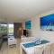 Poinciana Lodges - Ocean Views