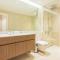 Affluent 2BR with Beach Access - La COTE - Dubaj