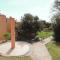 Ruby Seadragon Holiday Home a 80 m dal mare con giardino recintato P5584