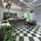 British Granny's Cottage in Georgetown - Jelutong