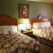 Coach Light Inn