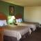 Coach Light Inn