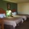 Coach Light Inn