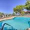 Kailua Bay View, AC, King Bed, Lanai, Pool, Walk to Kailua Village
