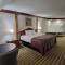 Ramada by Wyndham Saginaw Hotel & Suites
