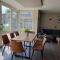Neumühler Hof Ferienwohnung "Stefan" bietet 4 Schlafzimmer und 4 Bäder , eine Große Badewanne und großer Terrasse zum Garten, kostenfreie Parkmöglichkeiten