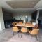 Neumühler Hof Ferienwohnung "Stefan" bietet 4 Schlafzimmer und 4 Bäder , eine Große Badewanne und großer Terrasse zum Garten, kostenfreie Parkmöglichkeiten