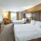 Comfort Inn & Suites Salmon Arm - Salmon Arm