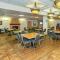 Comfort Inn & Suites Salmon Arm - Salmon Arm