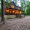 Centrally Located Lux Cabin with Hot Tub, Fire Pit, EV Outlet