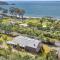 Elevated 3BR, ocean views, pool table, Pirates Bay - Eaglehawk Neck