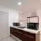 Homely DSara @ Direct Link with MRT, Near Thomson Hospital & Sungai Buloh Hospital
