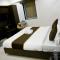 Hotel Royal Ican Sindhubhavan Road